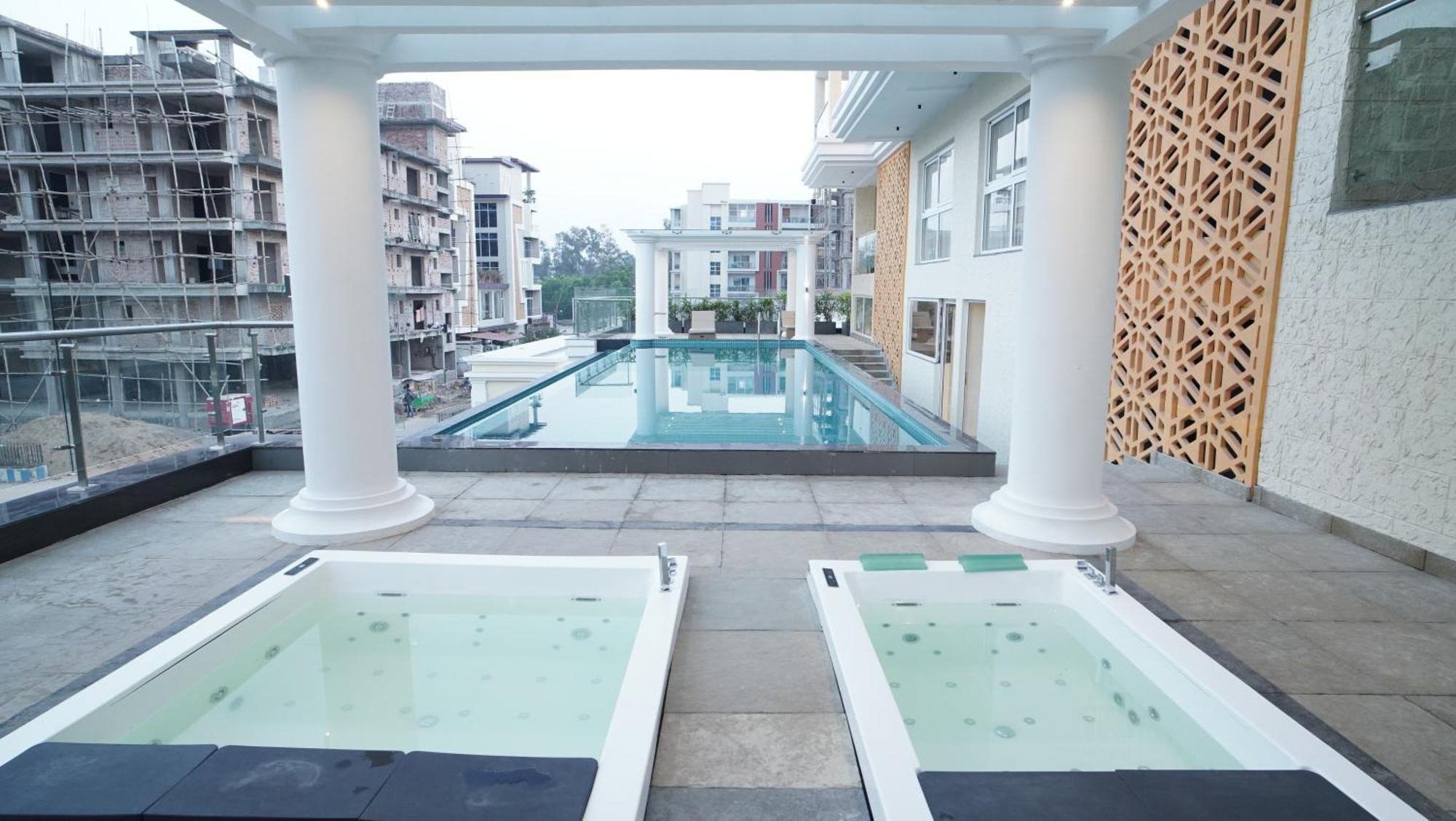 Antique Regency !! Luxurious Hotel In Digha !! Dış mekan fotoğraf